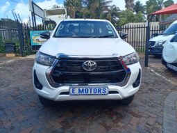 
										2025 Toyota Hilux full									