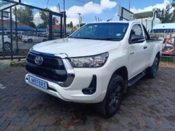 
										2025 Toyota Hilux full									