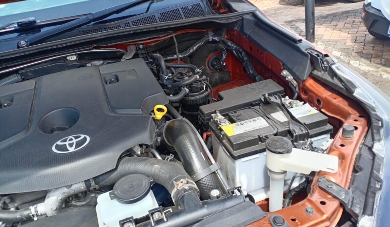 
								2020 Toyota Hilux full									