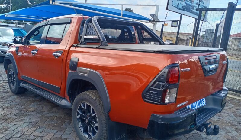 
								2020 Toyota Hilux full									